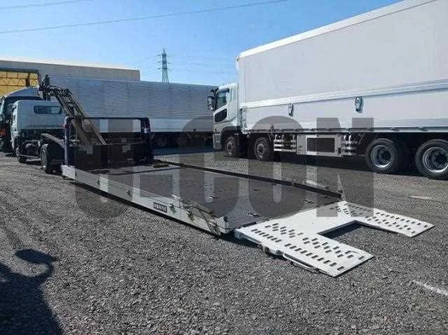 Mitsubishi Fuso Canter 2023 — миниатюра 5