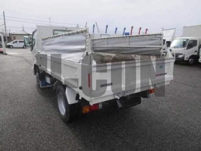 Hino Dutro 2023 — миниатюра 5