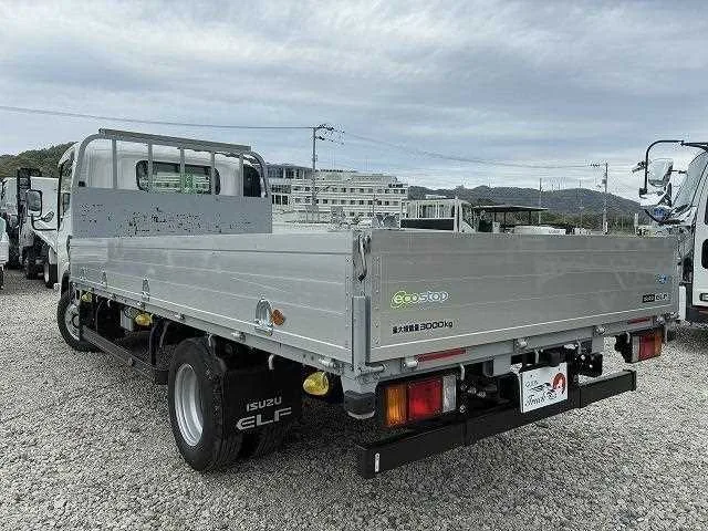 Isuzu Elf Truck 2025 — миниатюра 3