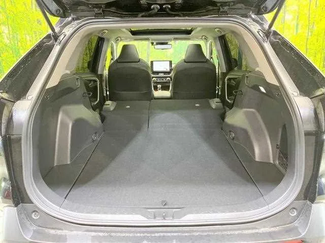 Toyota RAV4 2023 — миниатюра 4