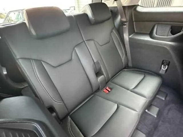Jeep Commander 2025 — миниатюра 4