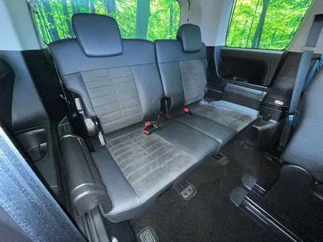 Mitsubishi Delica D:5 2023 — миниатюра 4