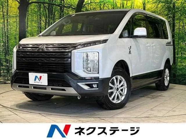 Mitsubishi Delica D:5 2023 — фото 1, купить с доставкой в Москву