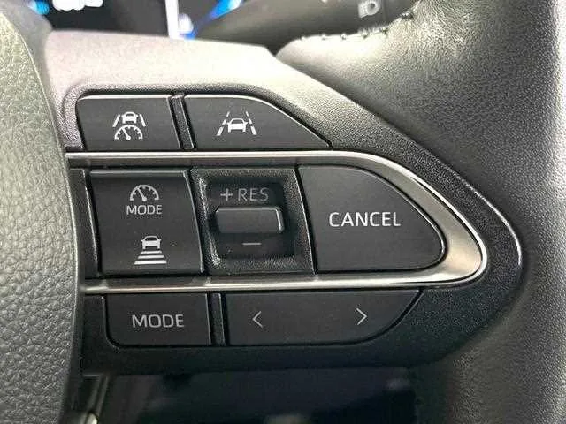 Toyota Voxy 2023 — миниатюра 5