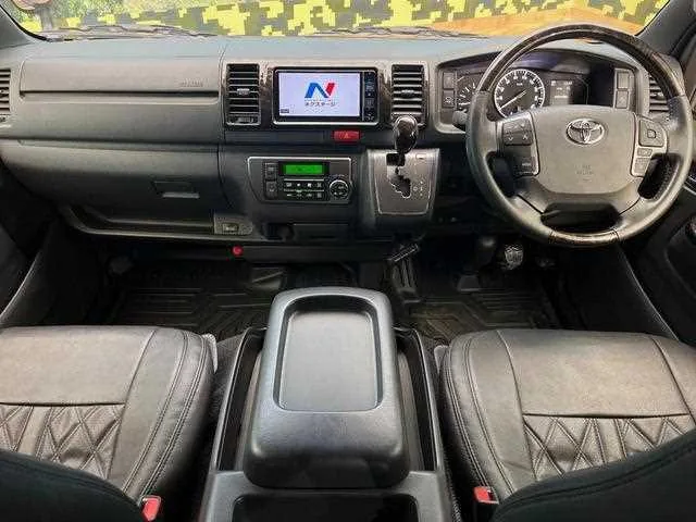 Toyota Hiace Van 2024 — миниатюра 2