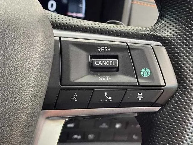 Mitsubishi Outlander 2022 — миниатюра 3