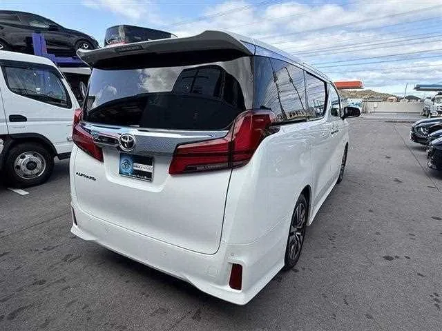 Toyota Alphard G 2022 — миниатюра 2