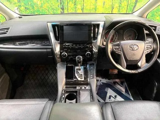 Toyota Alphard G 2023 — миниатюра 2