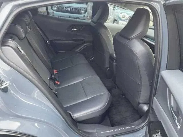 Toyota Prius Z 2024 — миниатюра 5