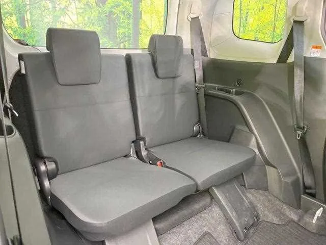Toyota Sienta 2024 — миниатюра 4
