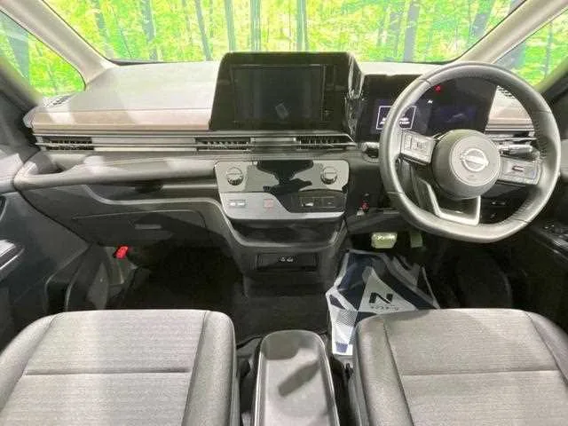Nissan Serena 2024 — миниатюра 2