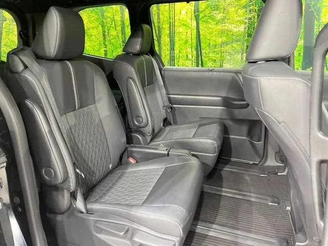 Toyota Noah 2023 — миниатюра 4