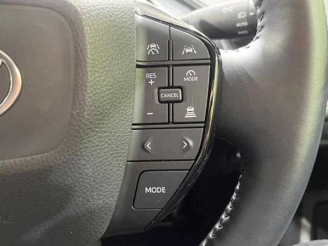 Toyota Prius 2023 — миниатюра 3