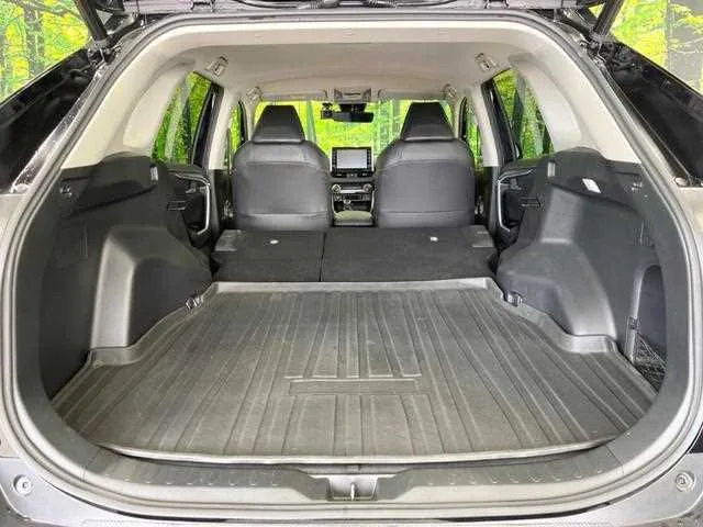 Toyota RAV4 2022 — миниатюра 4