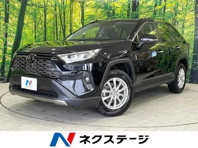 Toyota RAV4 2022 — фото 1, купить с доставкой в Москву