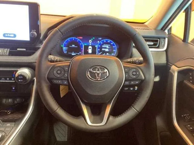 Toyota RAV4 2024 — миниатюра 3