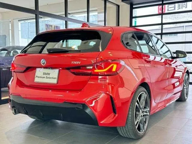 BMW 1 Series 2023 — миниатюра 3
