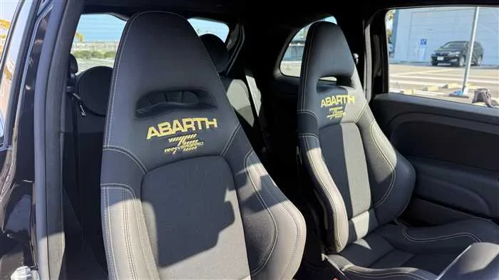 ABARTH ABARTH OTHERS 2024 — миниатюра 3