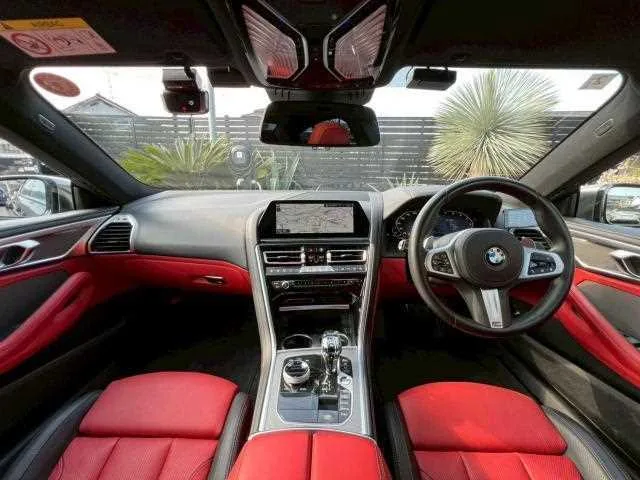 BMW 8 Series 2022 — миниатюра 2