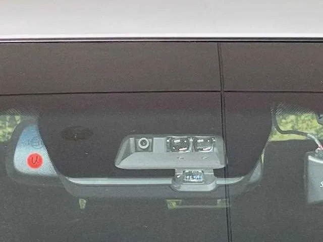 Mitsubishi Delica D:5 2024 — миниатюра 5