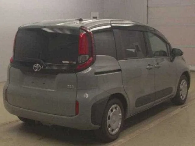 Toyota Sienta 2023 — миниатюра 5