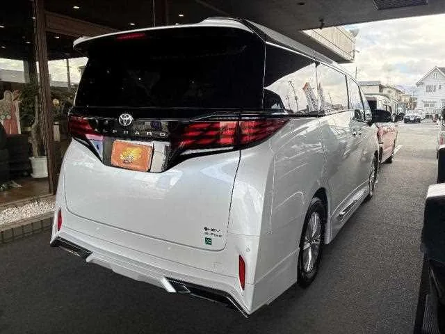 Toyota Alphard Hybrid 2025 — миниатюра 2