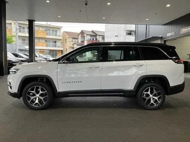 Jeep Commander 2026 — миниатюра 3