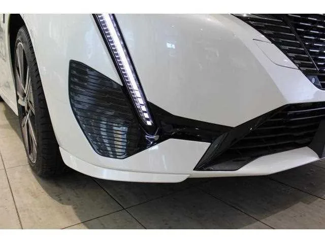 Peugeot 308 2023 — миниатюра 3