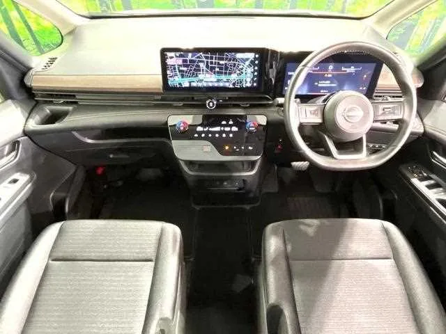 Nissan Serena 2023 — миниатюра 2