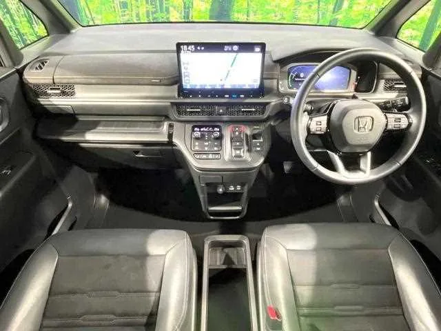 Honda Step WGN 2023 — миниатюра 2