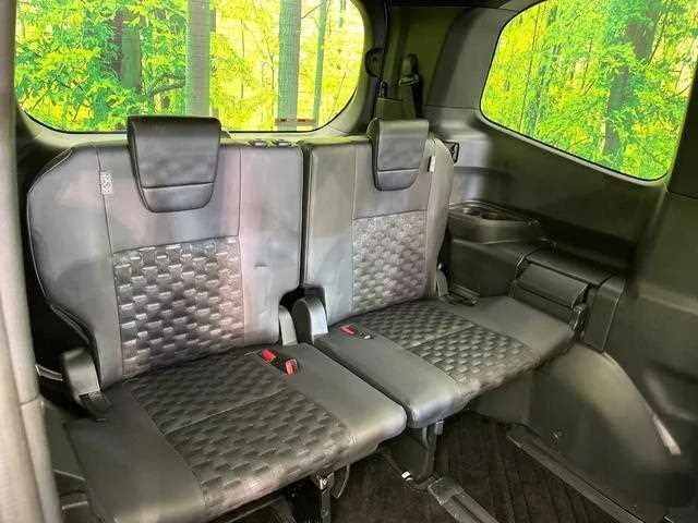 Toyota Voxy 2025 — миниатюра 4
