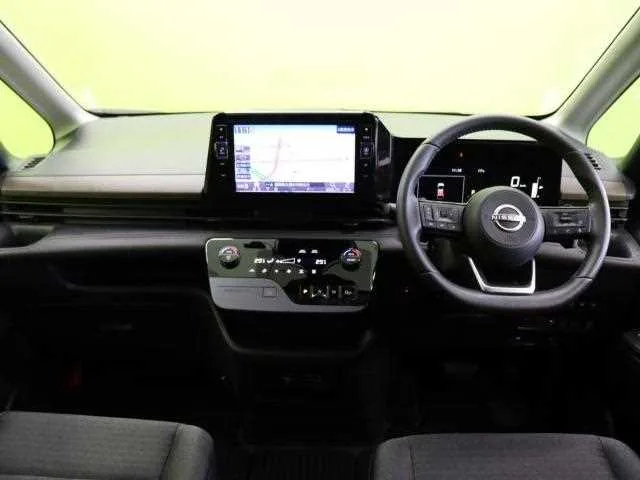 Nissan Serena 2024 — миниатюра 2