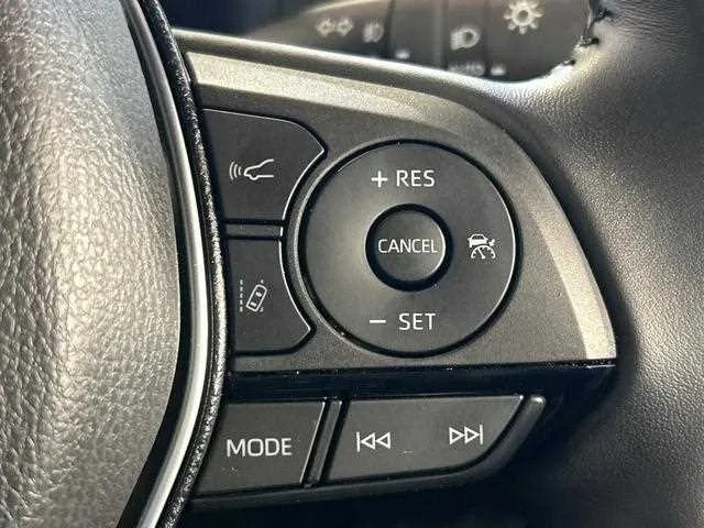 Toyota Harrier Hybrid 2023 — миниатюра 3