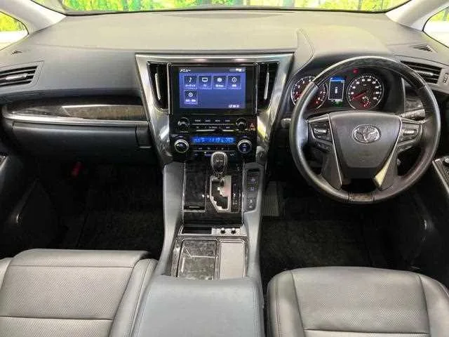 Toyota Alphard G 2022 — миниатюра 2