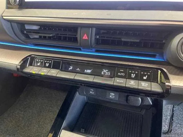Toyota Prius 2023 — миниатюра 5