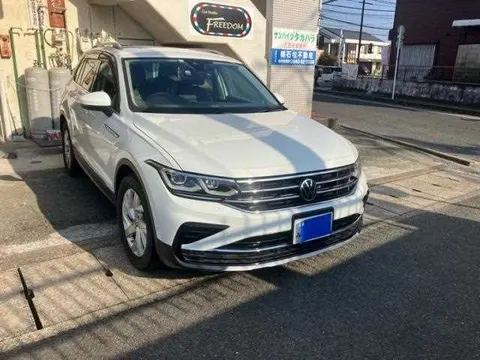 Volkswagen Tiguan 2023 купить в Москве