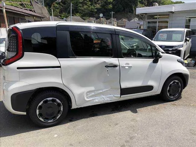 Toyota Sienta HYBRID Z 4WD 2023 — миниатюра 4