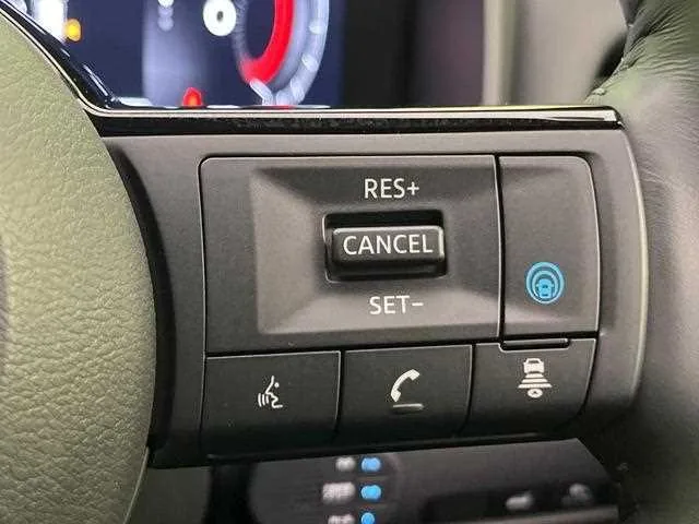 Nissan X-Trail 2023 — миниатюра 5