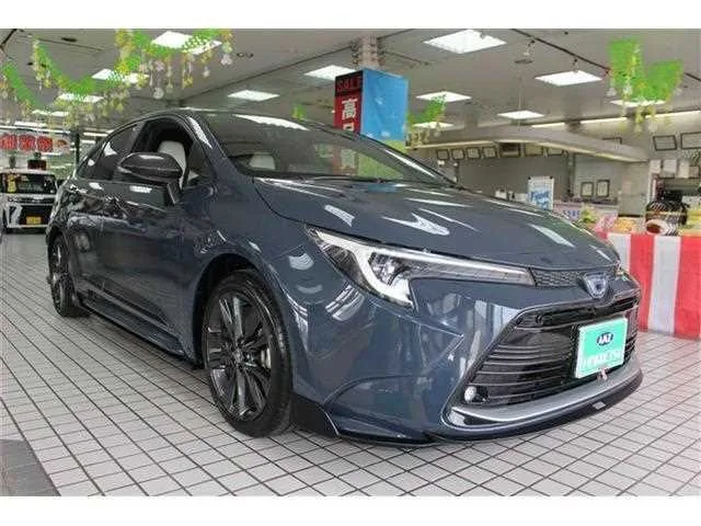 Toyota Corolla Sedan 2022 — миниатюра 2