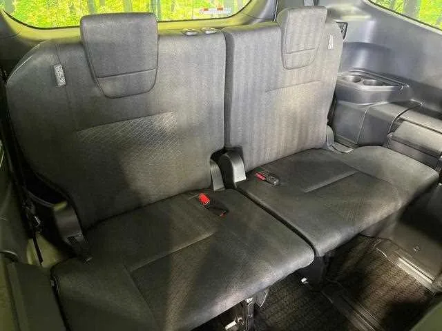 Toyota Voxy 2024 — миниатюра 4