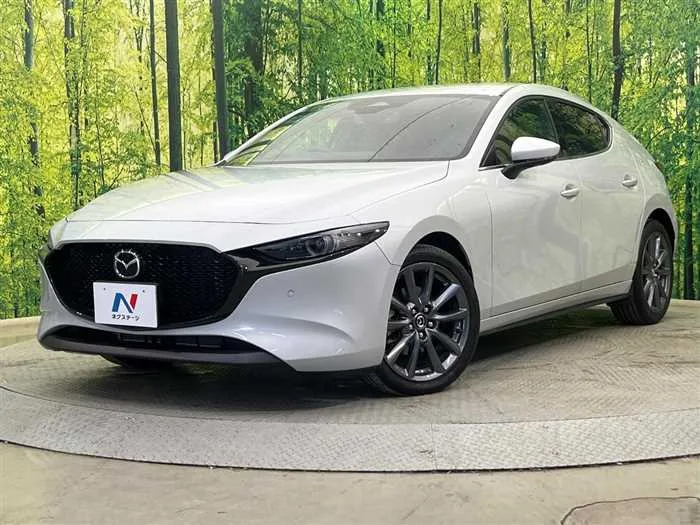Mazda Mazda3 2023 — фото 1, купить с доставкой в Москву