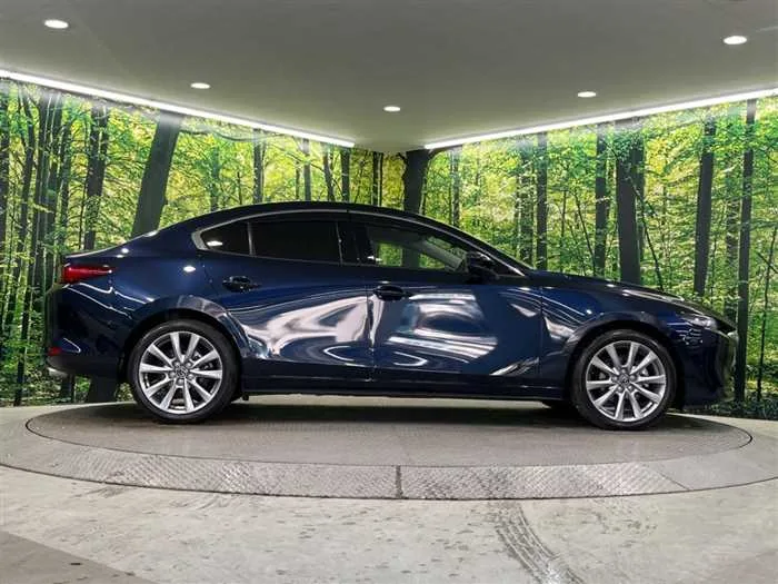 Mazda Mazda3 2023 — миниатюра 4