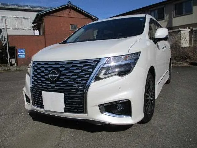 Nissan Elgrand 2026 — фото 1, купить с доставкой в Москву