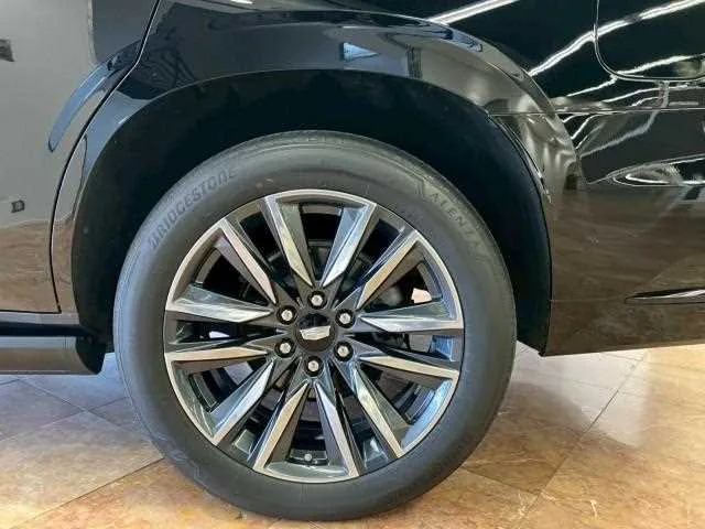 Cadillac Escalade 2022 — миниатюра 4