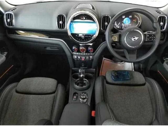 BMW MINI 2022 — миниатюра 3