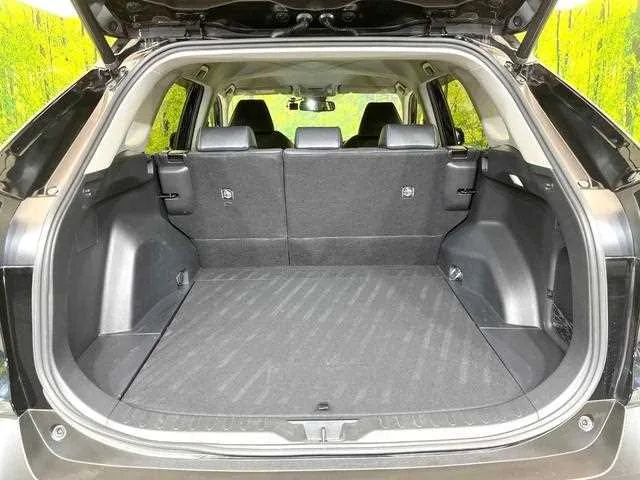Toyota RAV4 2022 — миниатюра 4