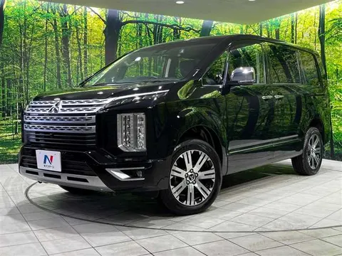 Mitsubishi Delica D:5 2023 buy in Moscow