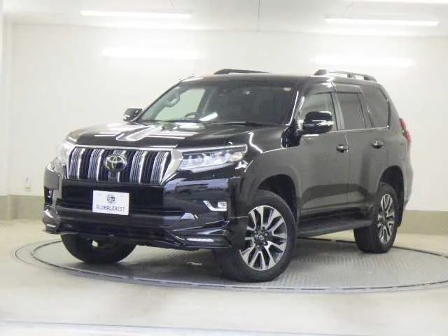 Toyota Land Cruiser Prado 2023 — фото 1, купить с доставкой в Москву