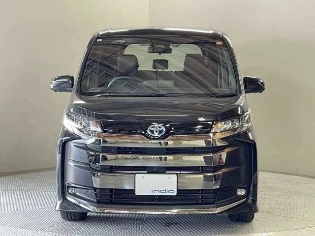 Toyota Noah 2023 — миниатюра 4