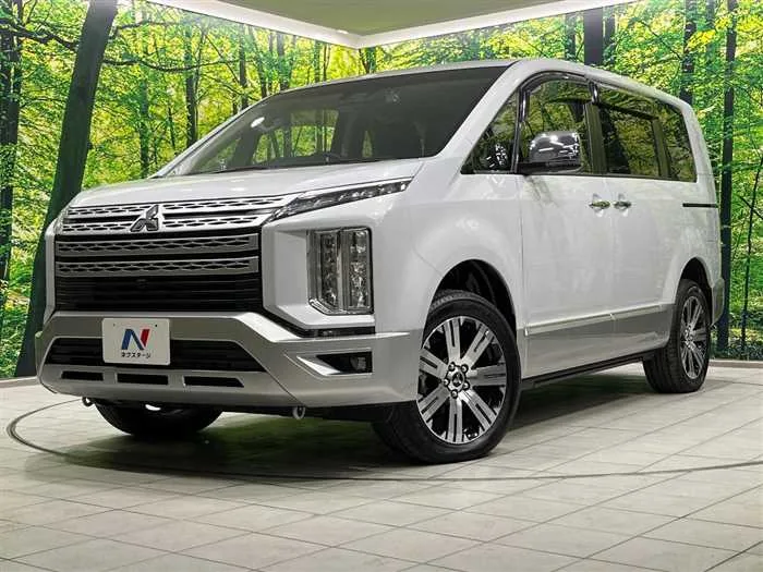 Mitsubishi Delica D5 2024 — фото 1, купить с доставкой в Москву